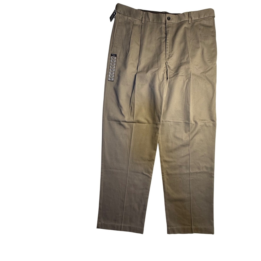Haggar Mens 40x32 Work to Weekend No Iron Khaki Pleated Pants NEW w/Tag